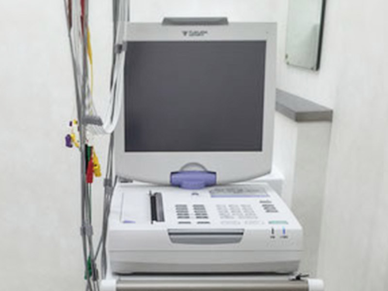 心電図検査機器